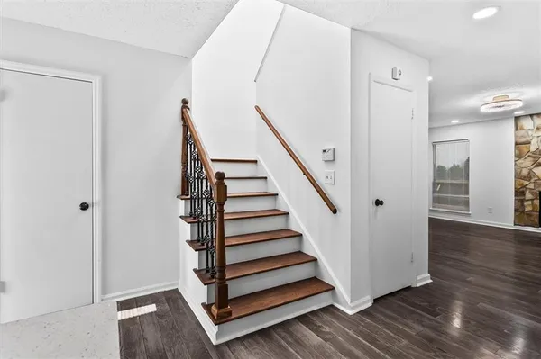 $299,999 | 6363 Brandywine Trail, Peachtree Corners, GA 30092