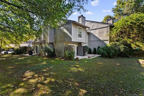 $299,999 | 6363 Brandywine Trail, Peachtree Corners, GA 30092