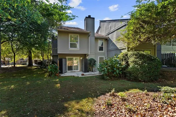 $299,999 | 6363 Brandywine Trail, Peachtree Corners, GA 30092