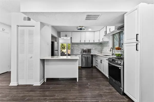 $299,999 | 6363 Brandywine Trail, Peachtree Corners, GA 30092