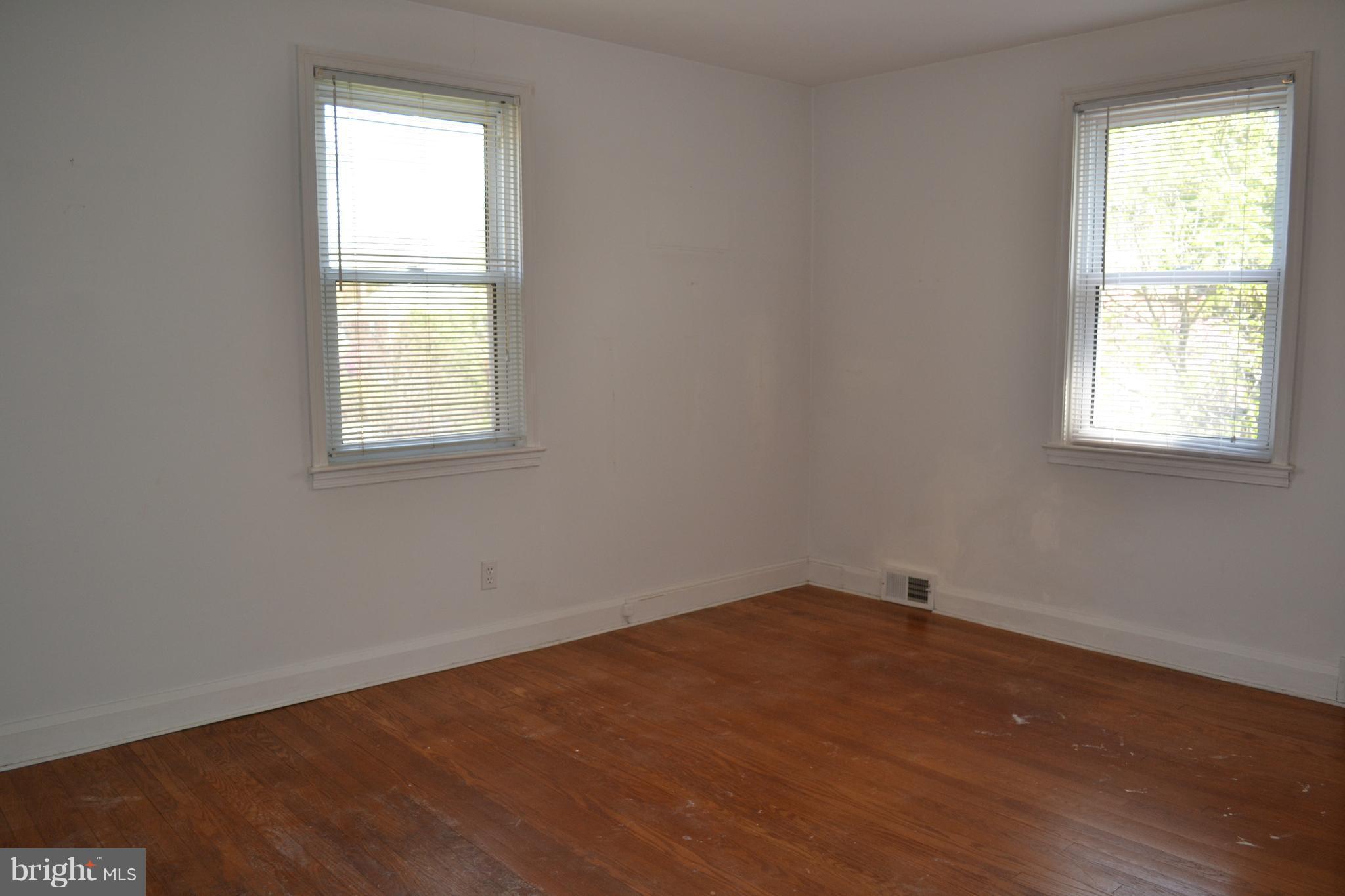 112 Overbrook Road Baltimore, MD 21212 - Photo 11 of 20 Bedroom