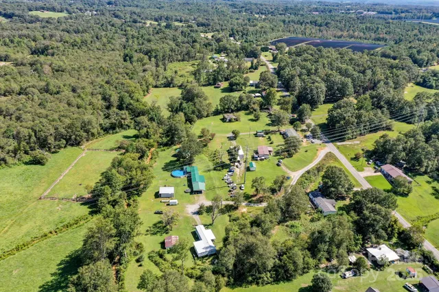 $440,000 | 827 Old Henrietta Road, Forest City, NC 28043