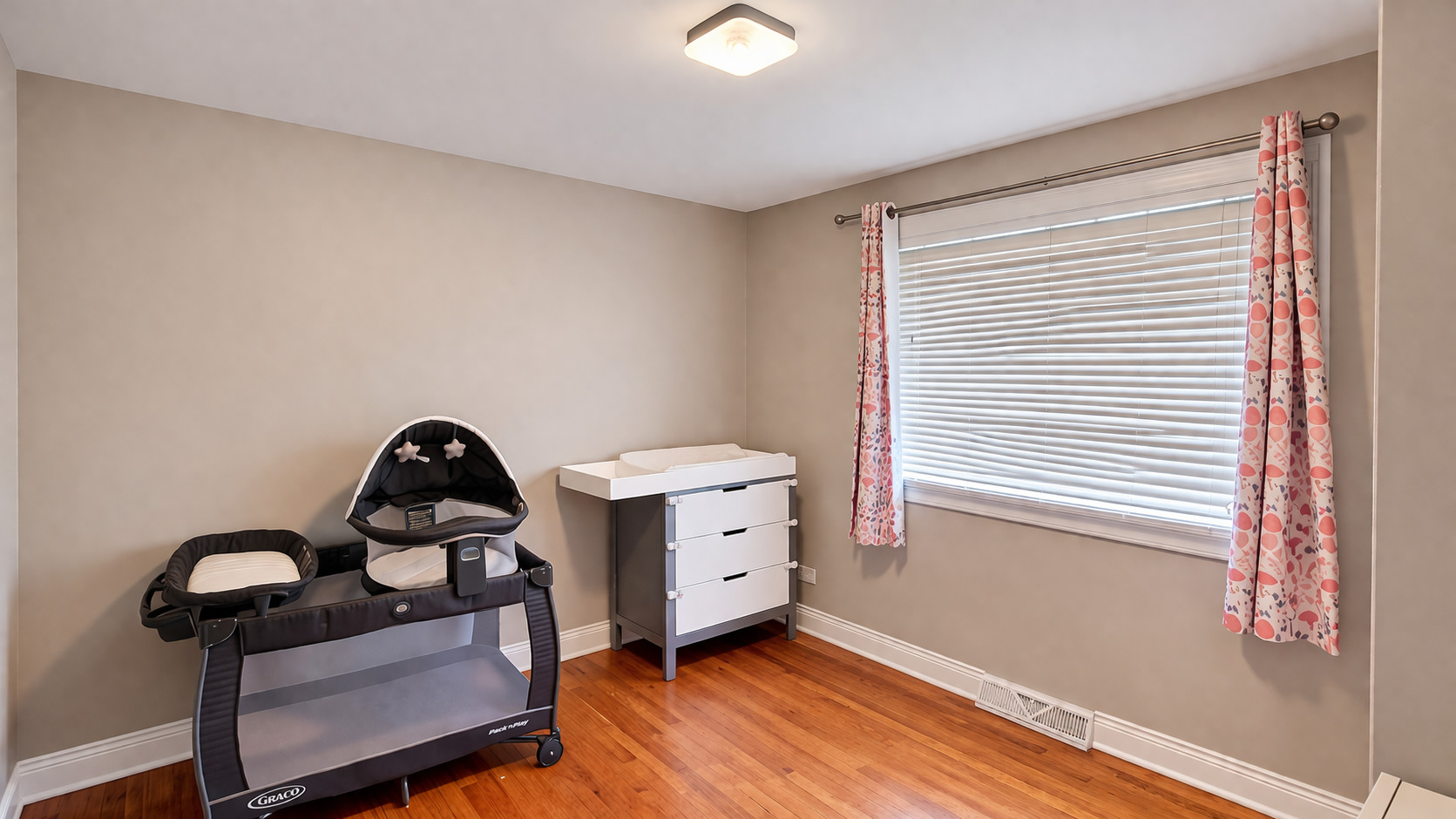 6546 107th Street Chicago Ridge, IL 60415 - Photo 8 of 16 Gallery Image 8