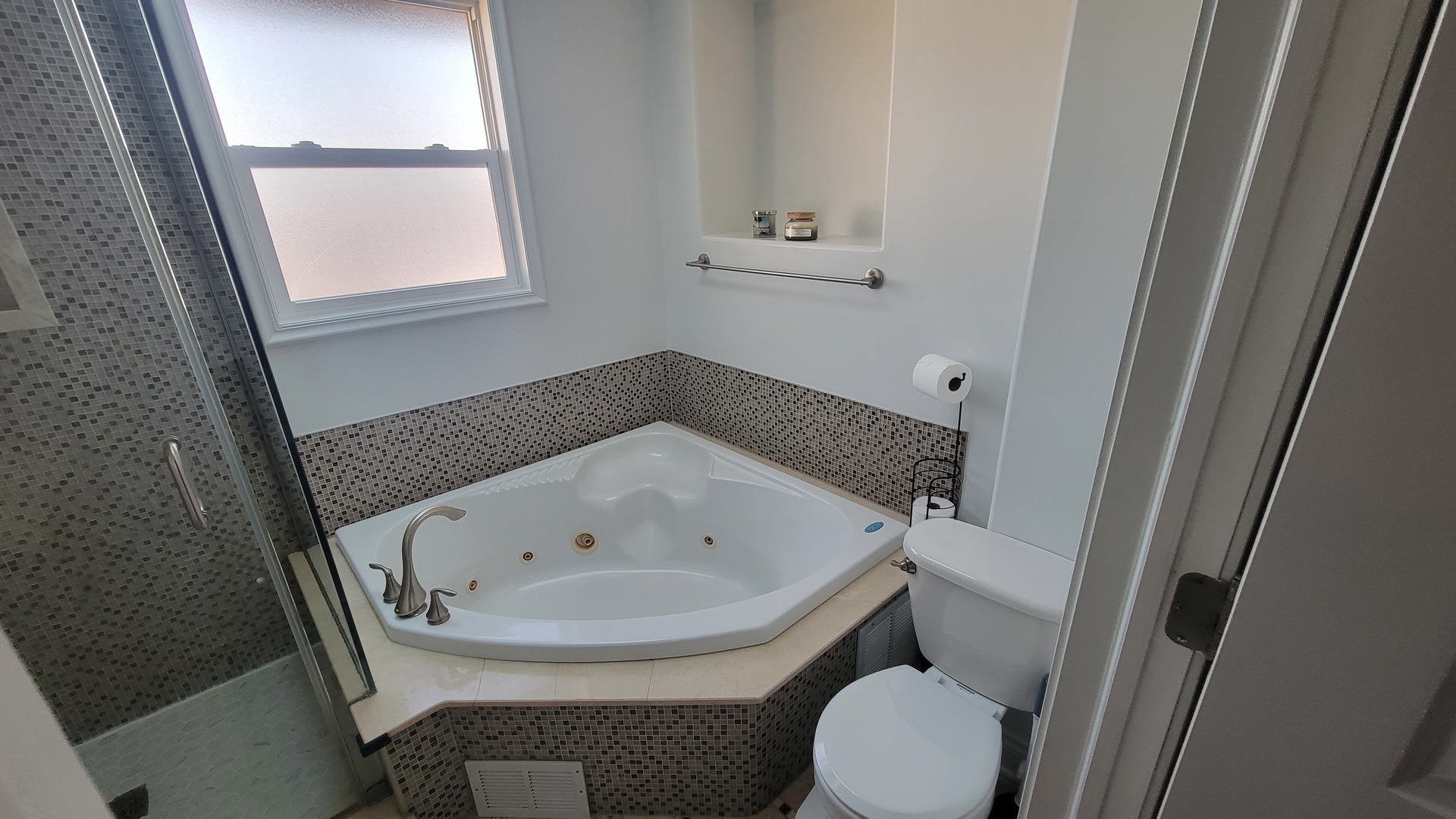 6546 107th Street Chicago Ridge, IL 60415 - Photo 10 of 16 Gallery Image 10