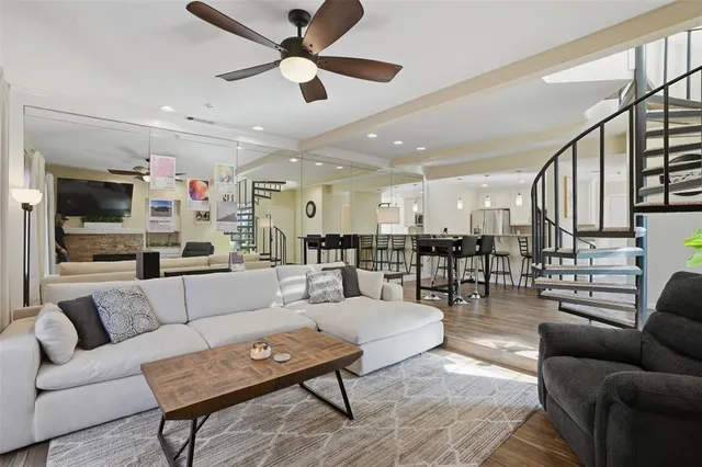 $2,200 | 5100 Verde Valley Lane, Unit 114, Dallas, TX 75254