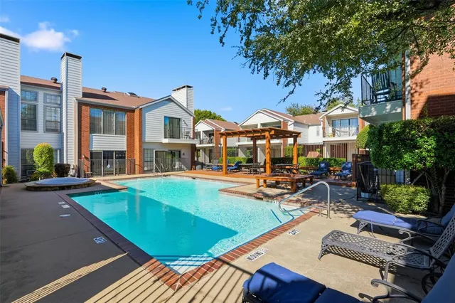 $2,200 | 5100 Verde Valley Lane, Unit 114, Dallas, TX 75254