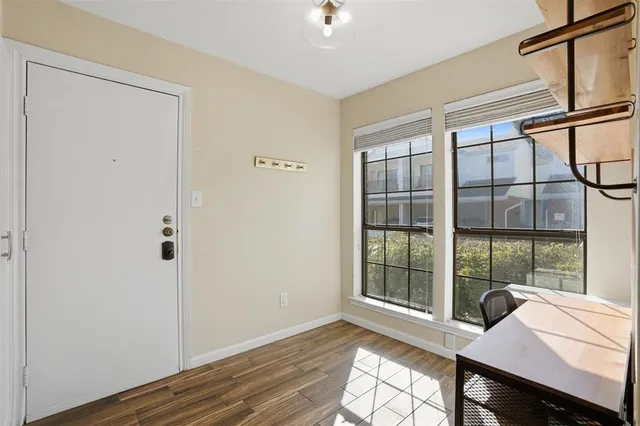 $2,200 | 5100 Verde Valley Lane, Unit 114, Dallas, TX 75254