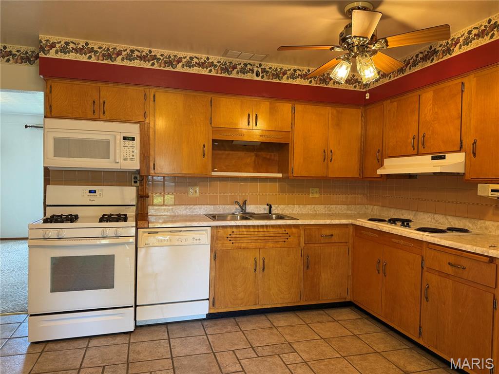 5108 Humbert Road Alton, IL 62002 - Photo 11 of 32