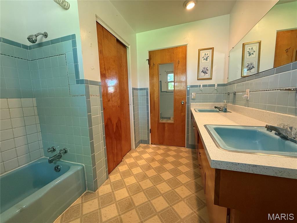 5108 Humbert Road Alton, IL 62002 - Photo 26 of 32