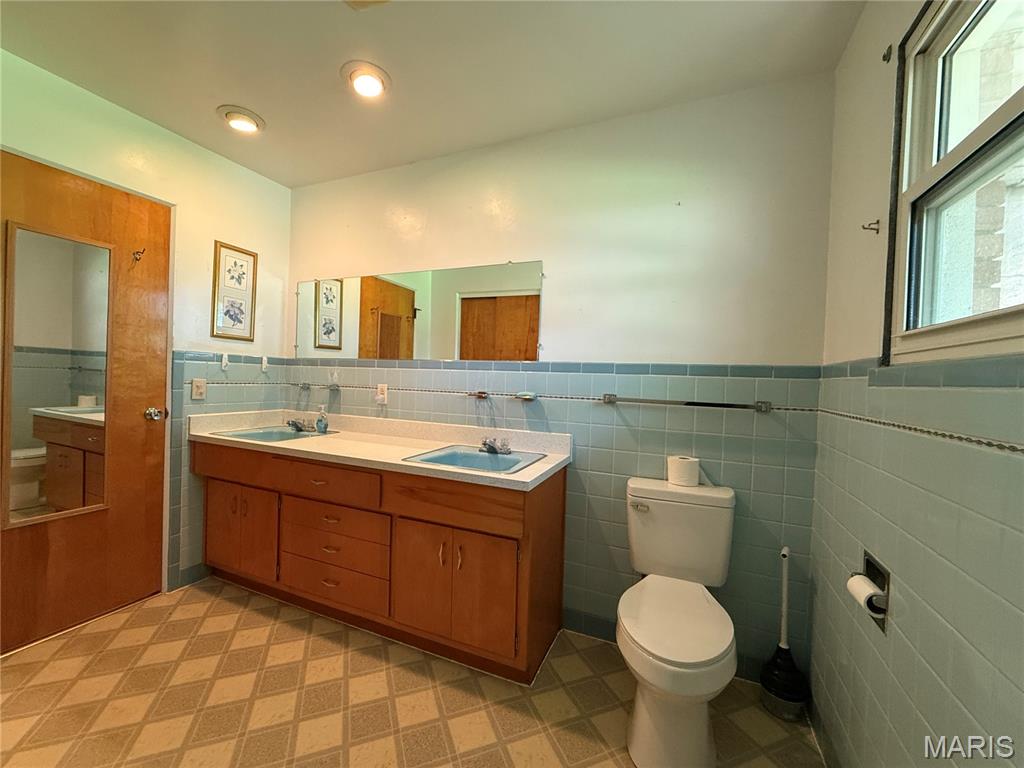 5108 Humbert Road Alton, IL 62002 - Photo 27 of 32
