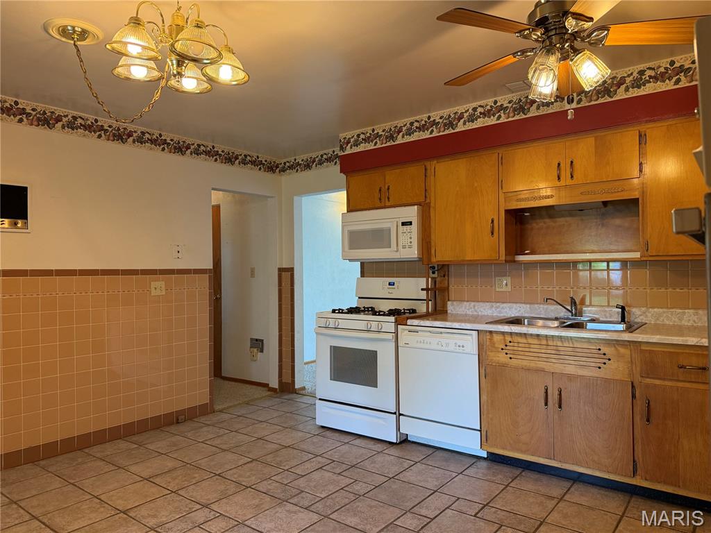 5108 Humbert Road Alton, IL 62002 - Photo 9 of 32