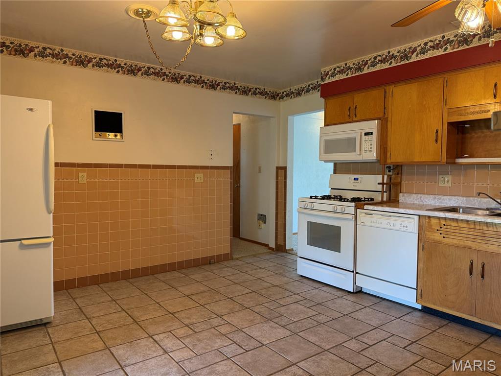 5108 Humbert Road Alton, IL 62002 - Photo 10 of 32