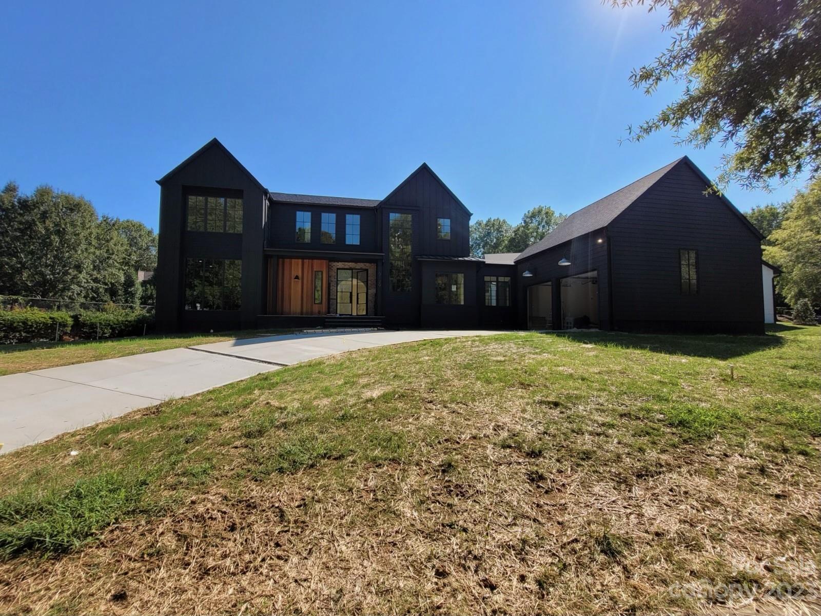 9129 Summer Club Road Charlotte, NC 28277 - Photo 1 of 1 Gallery Image 1