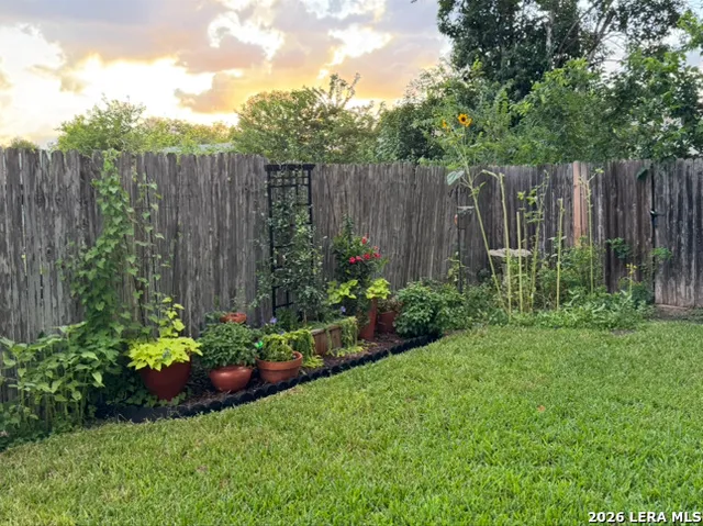 $215,000 | 1033 Gettysburg Drive, Schertz, TX 78154