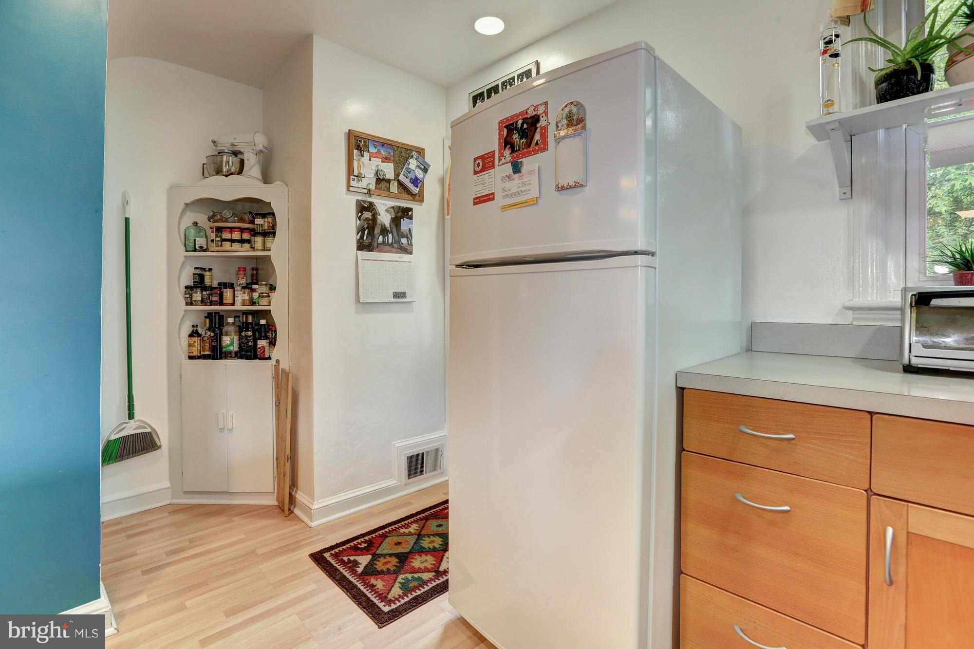 9220 Glenville Road Silver Spring, MD 20901 - Photo 14 of 30 Charming Built-in Corner Cabinet