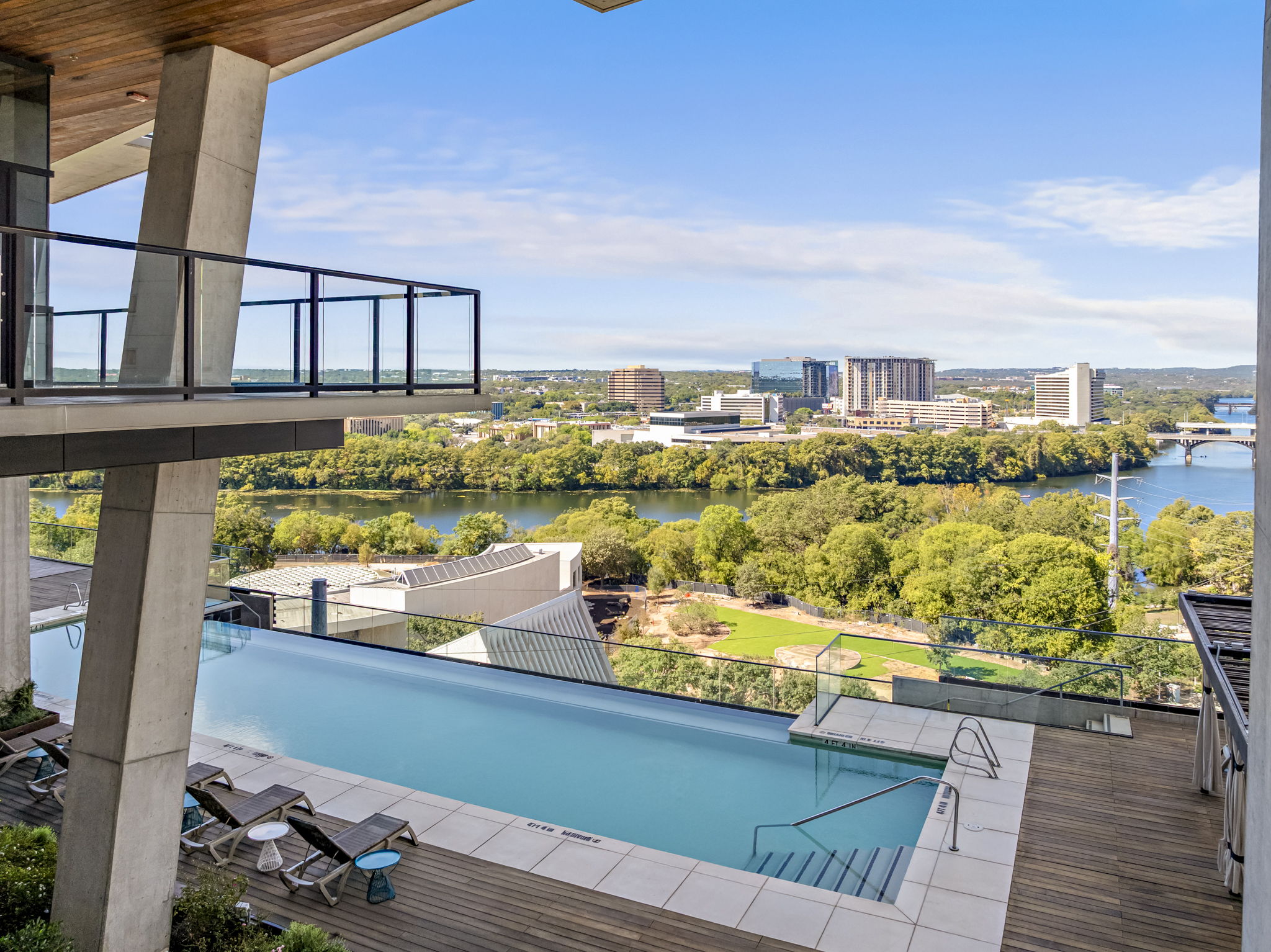 70 Rainey Street, Unit 2701 Austin, TX 78701 - Photo 32 of 40