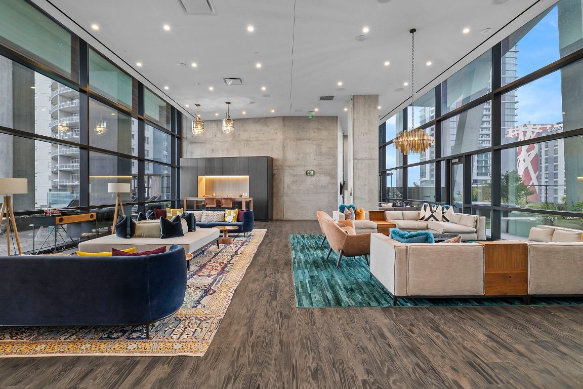 70 Rainey Street, Unit 2701 Austin, TX 78701 - Photo 35 of 40 a living room with furniture and a large window