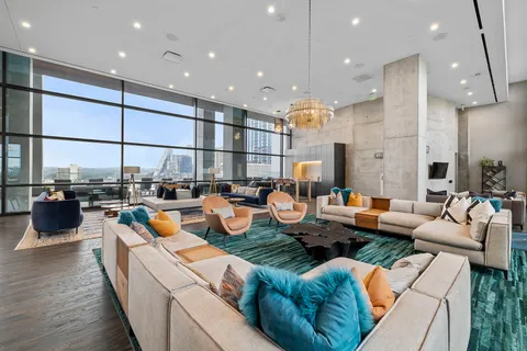 $2,999,000 | 70 Rainey Street, Unit 2701, Austin, TX 78701