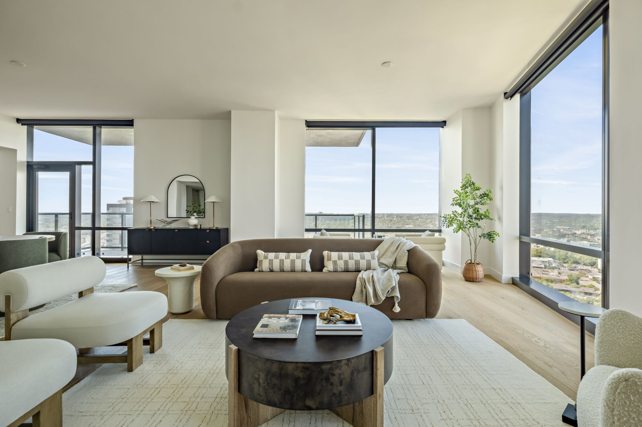 70 Rainey Street, Unit 2701 Austin, TX 78701 - Photo 5 of 40