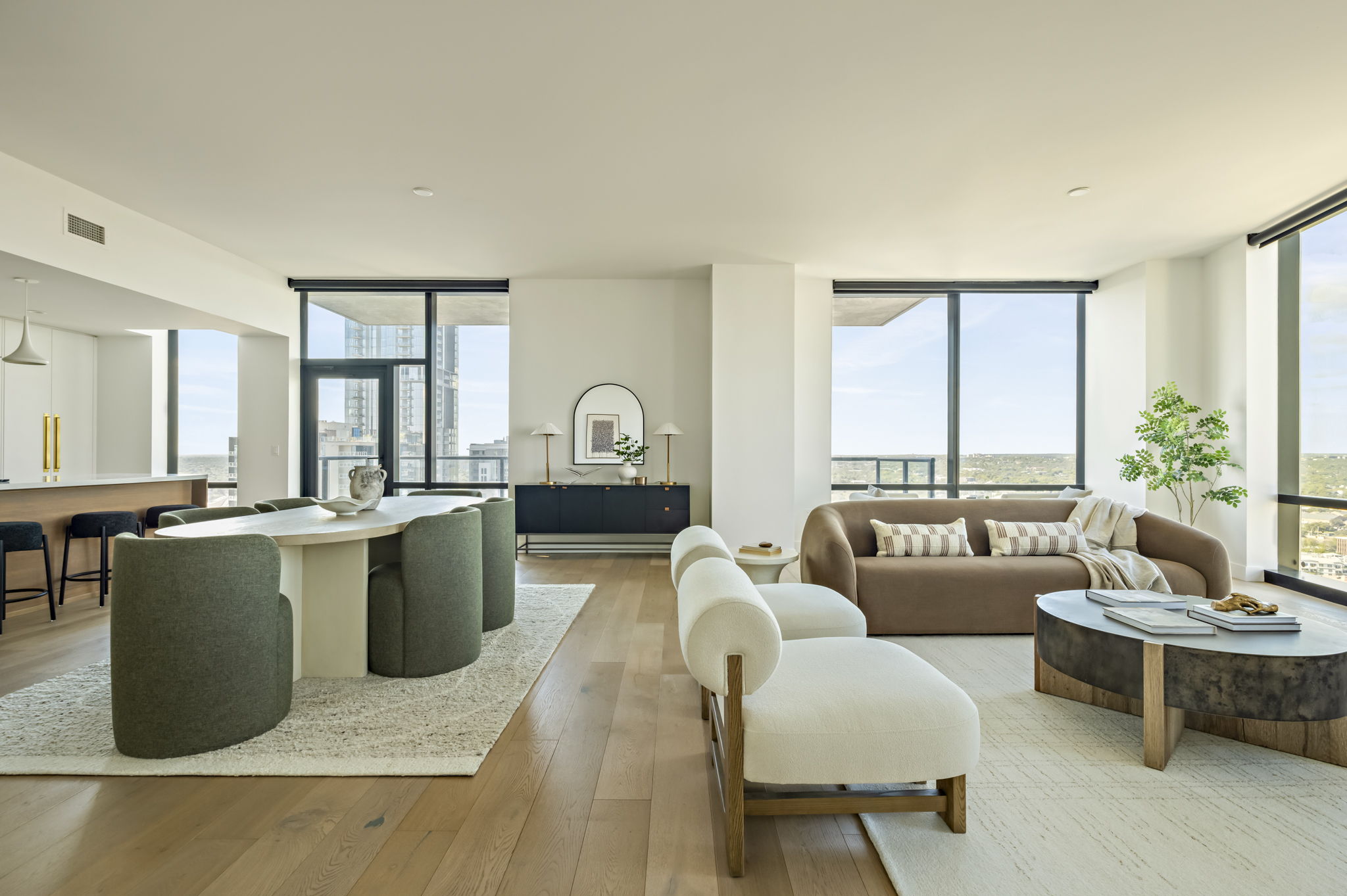 70 Rainey Street, Unit 2701 Austin, TX 78701 - Photo 8 of 40