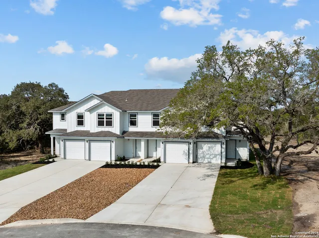 a view of house and outdoor space with sitting space