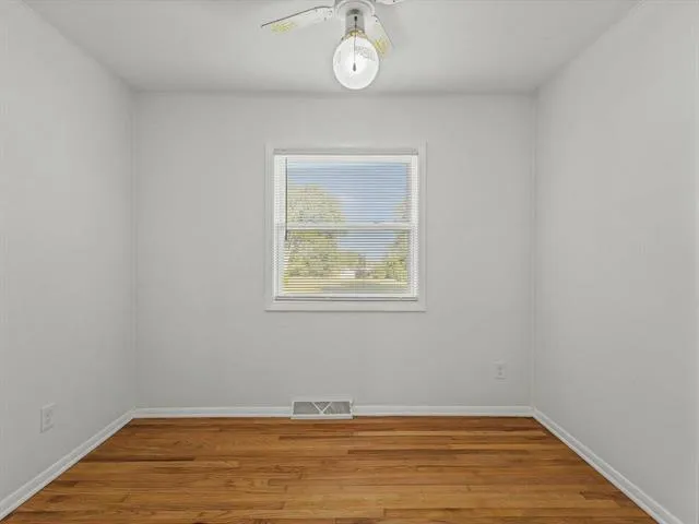 $2,650 | 2205 Clover Avenue, Rockford, IL 61102