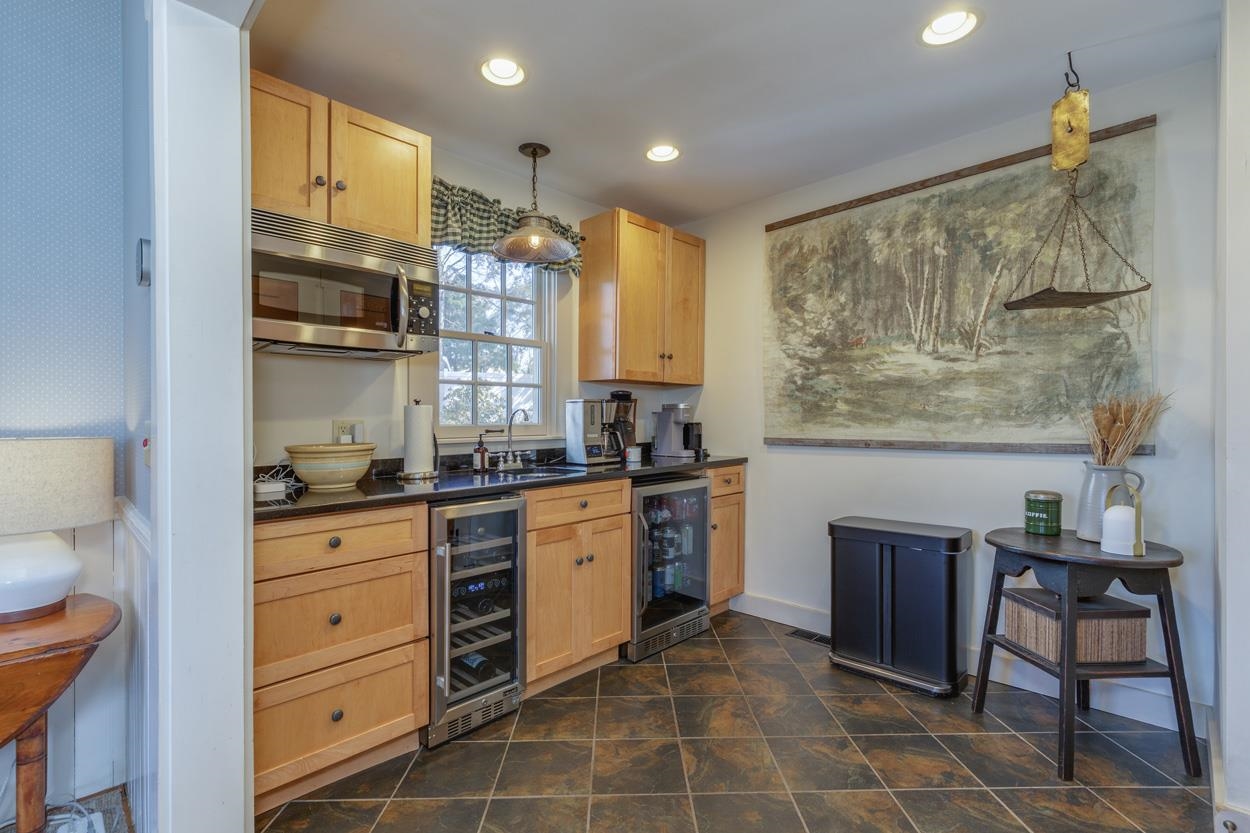 21 Gould Hill Road Hopkinton, NH 03229 - Photo 10 of 56 Gallery Image 10
