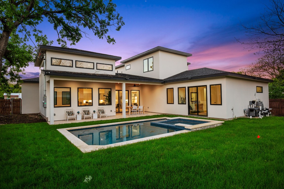 Exquisite Modern Luxury Home in Brentwood with an entertainer's outdoor oasis including an in-ground pool & spa.