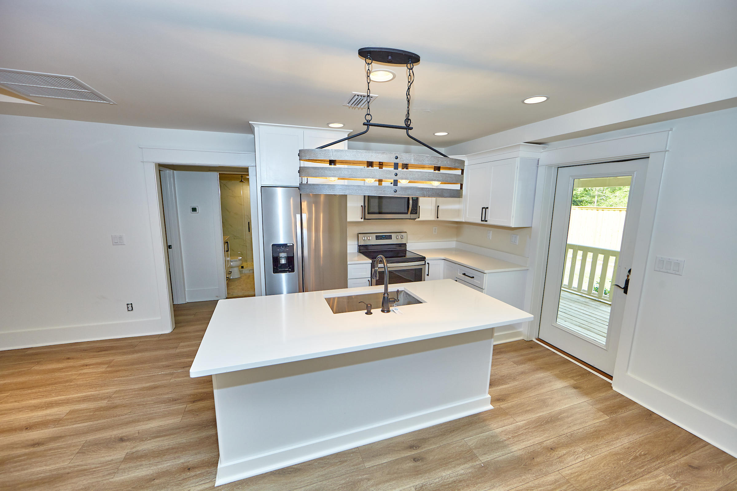 57 Johnson Lane Freeport, FL 32439 - Photo 11 of 31 Gallery Image 11