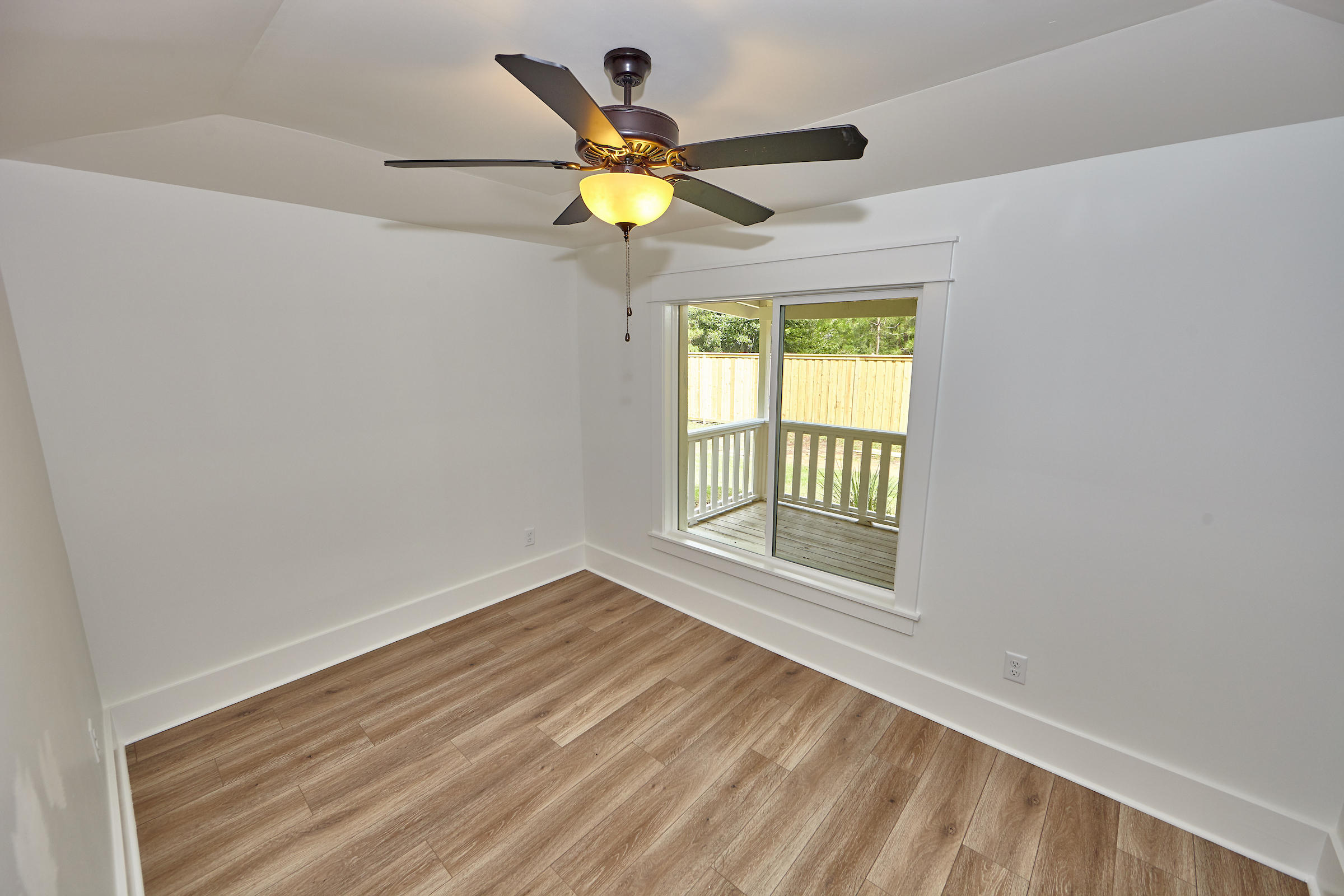 57 Johnson Lane Freeport, FL 32439 - Photo 23 of 31 Gallery Image 23