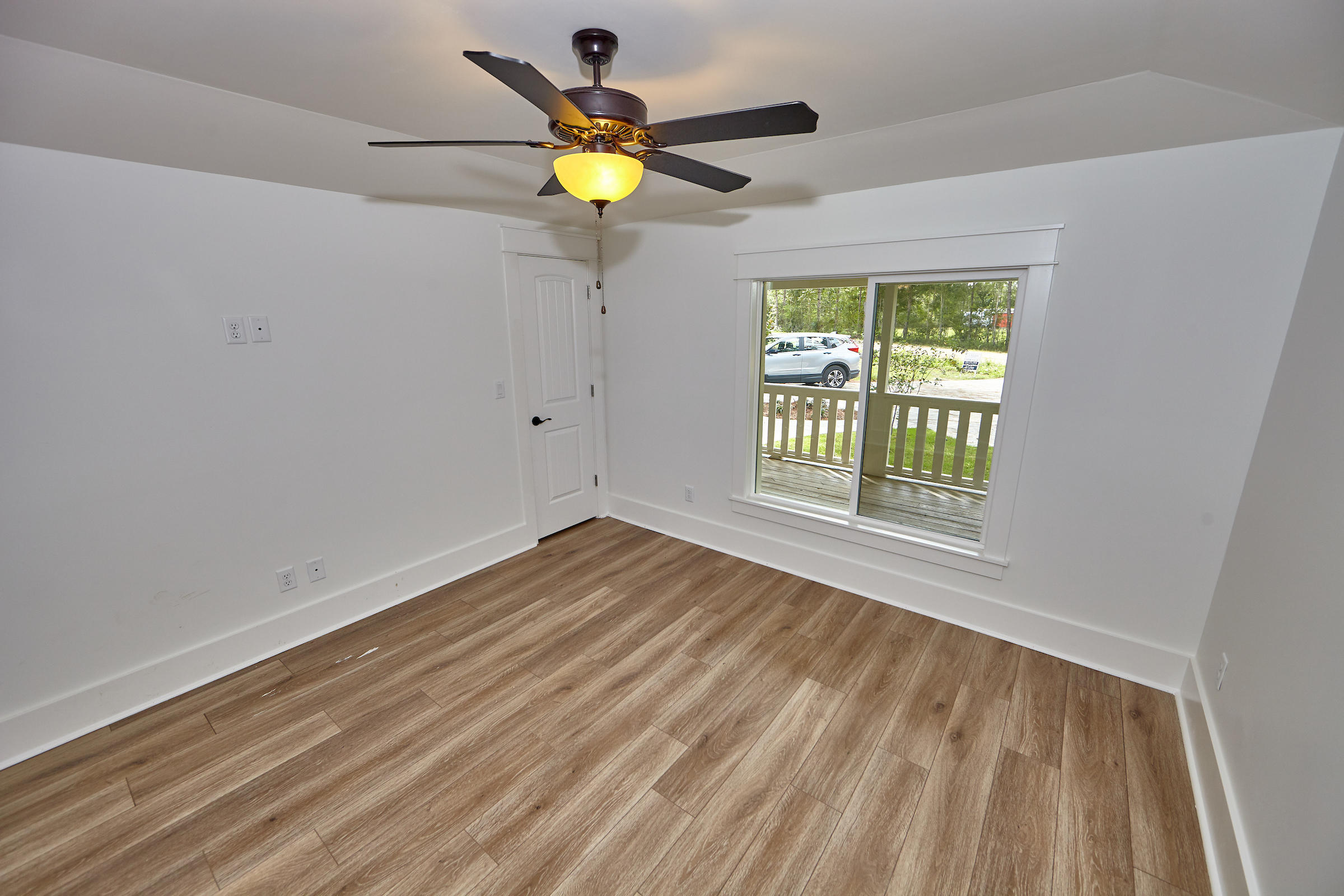 57 Johnson Lane Freeport, FL 32439 - Photo 28 of 31 Gallery Image 28