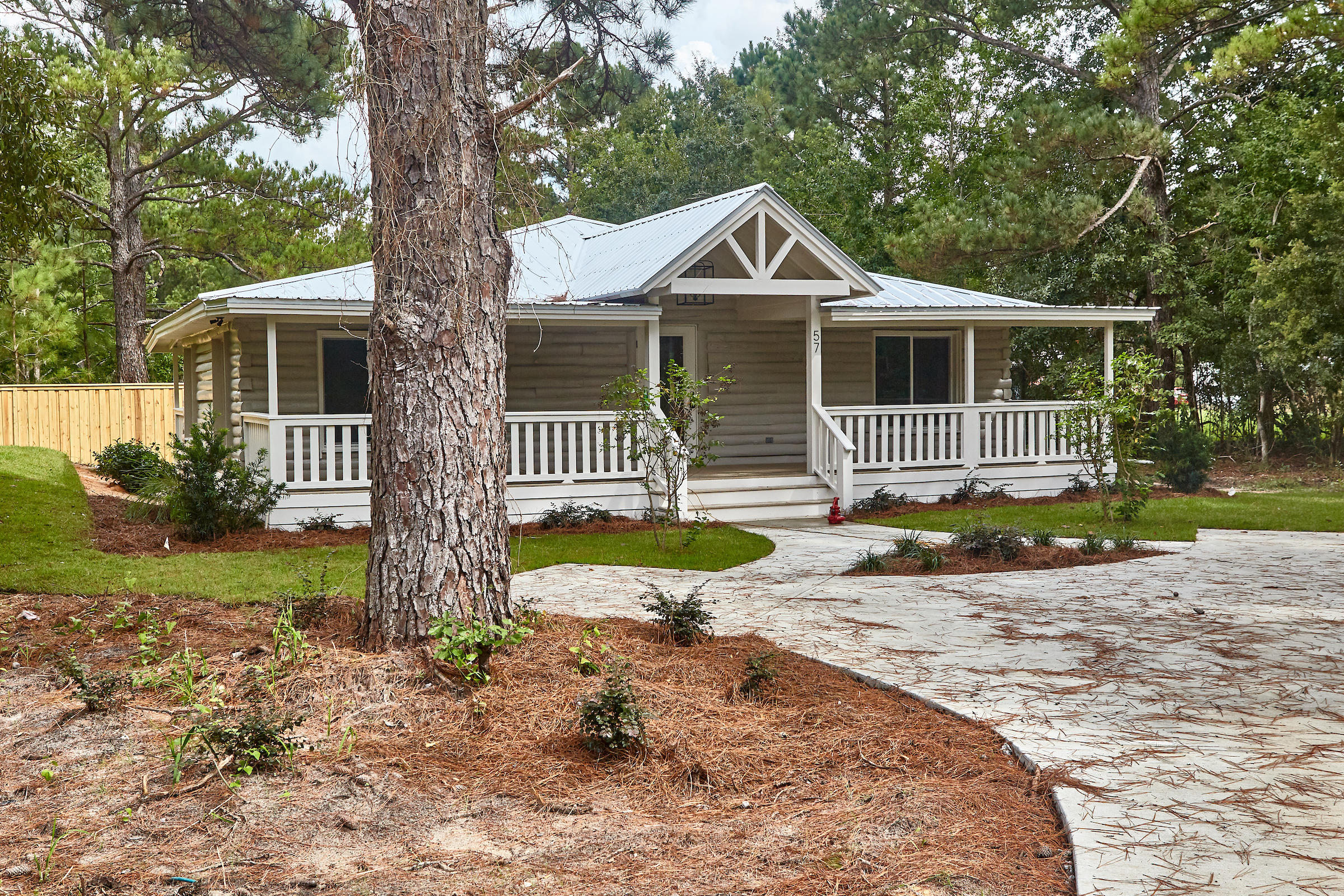 57 Johnson Lane Freeport, FL 32439 - Photo 7 of 31 Gallery Image 7