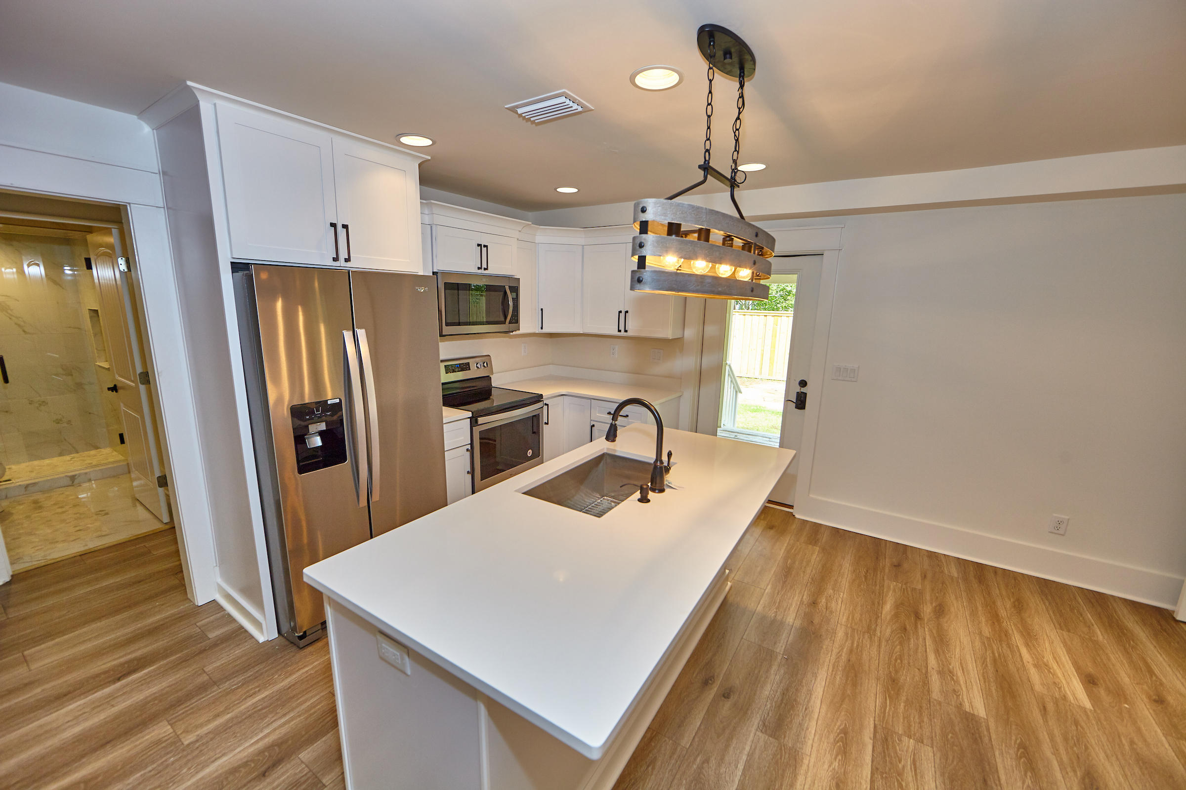 57 Johnson Lane Freeport, FL 32439 - Photo 10 of 31 Gallery Image 10