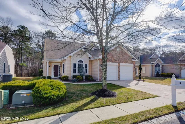 $614,499 | 9 Blackmoor Drive, Jackson, NJ 08527