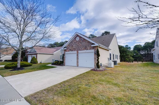 $614,499 | 9 Blackmoor Drive, Jackson, NJ 08527