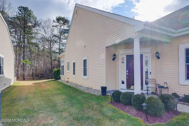 $614,499 | 9 Blackmoor Drive, Jackson, NJ 08527