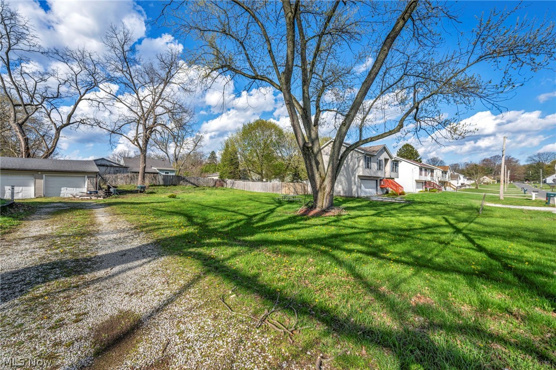 2727 McElwain Road Akron, OH 44312 - Photo 32 of 41