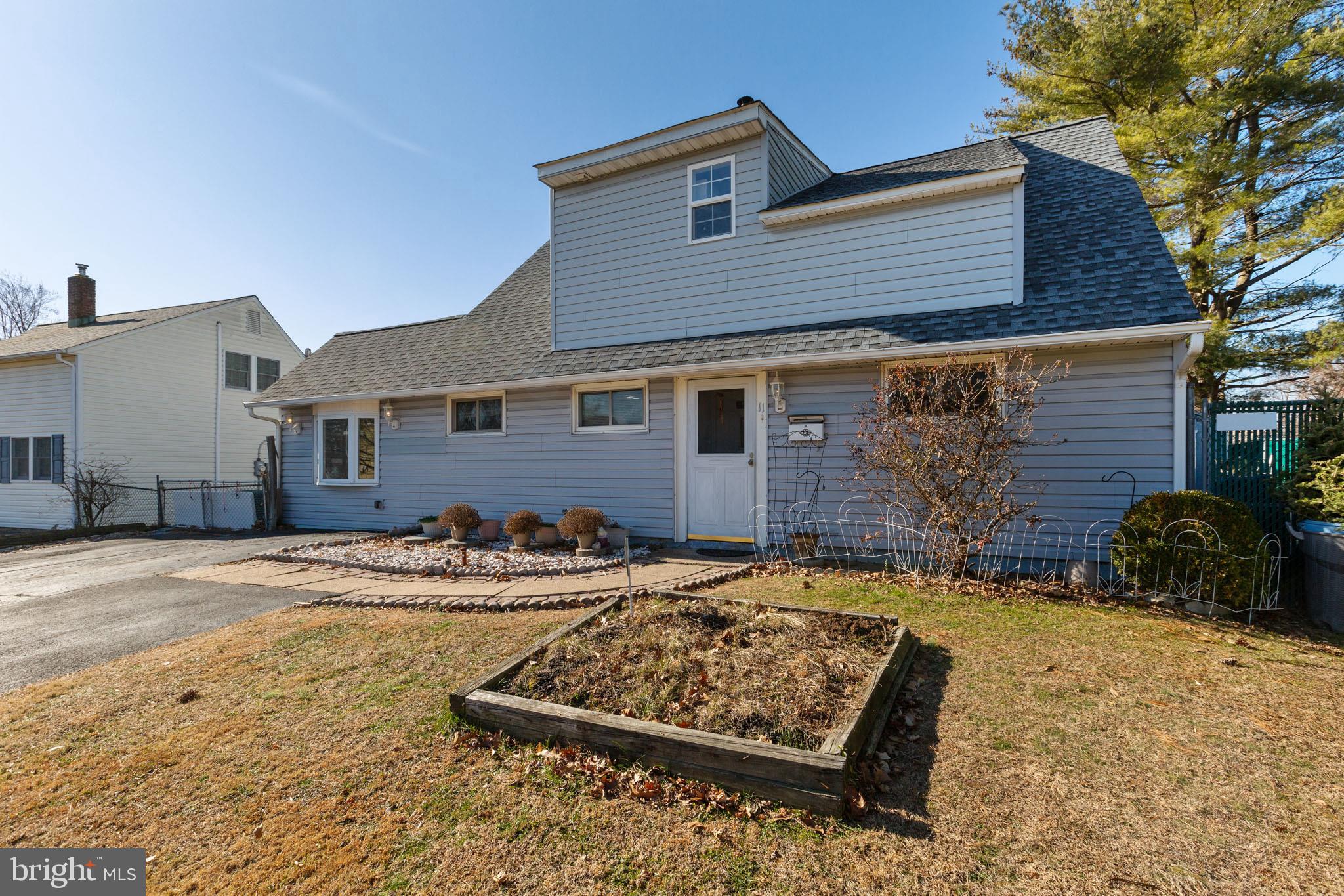 11 Inwood Road Levittown, PA 19057 - Photo 1 of 19 Front of Your New Home