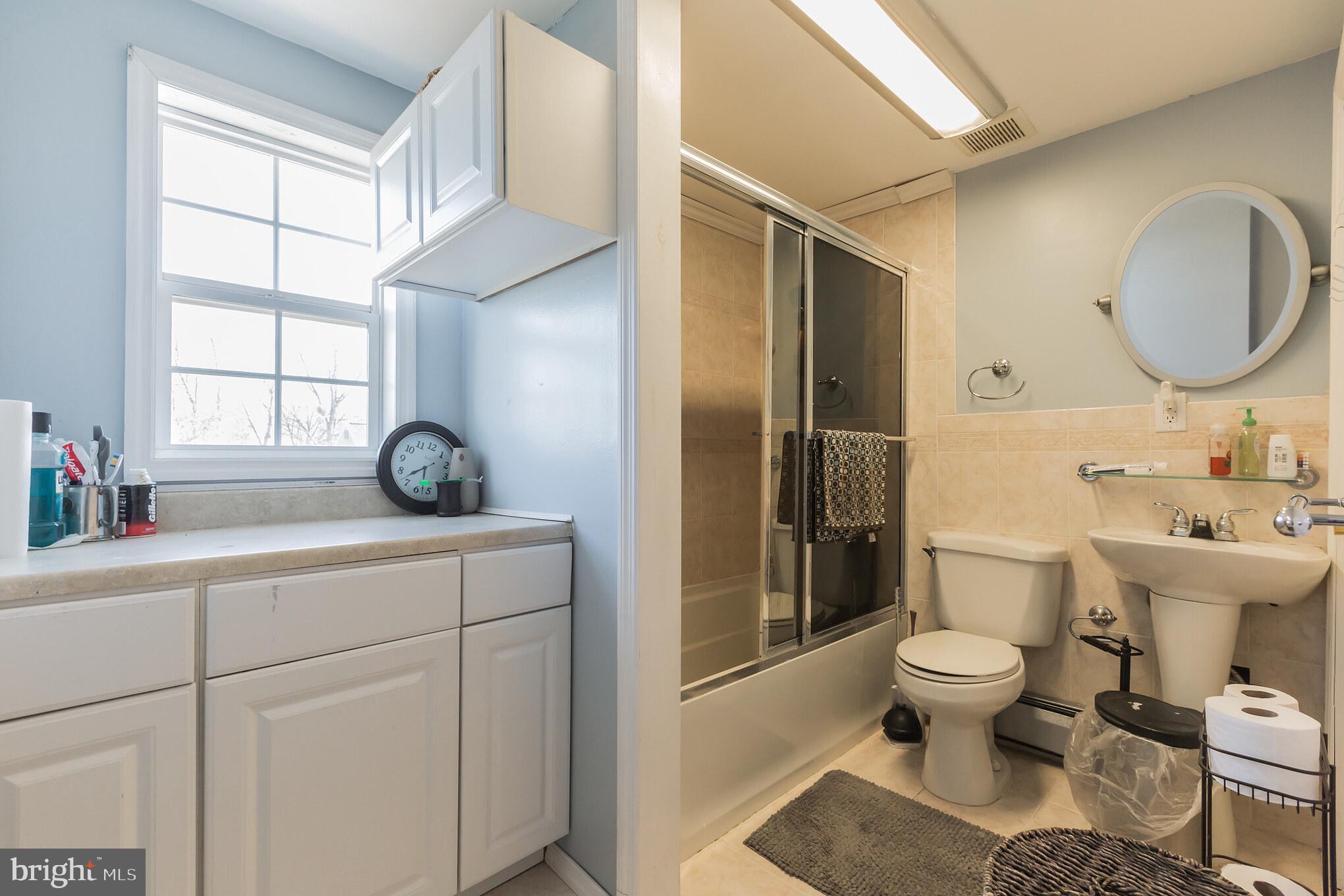 11 Inwood Road Levittown, PA 19057 - Photo 17 of 19 Hall Bath on the Floor