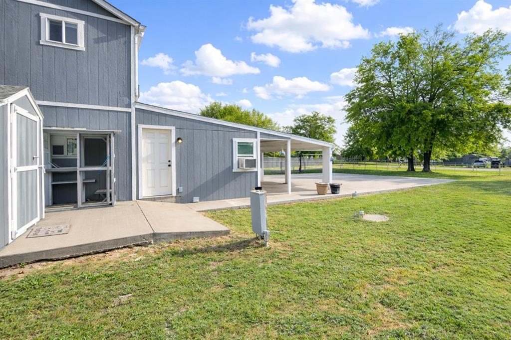 400 Comanche Quitman, TX 75783 - Photo 7 of 40