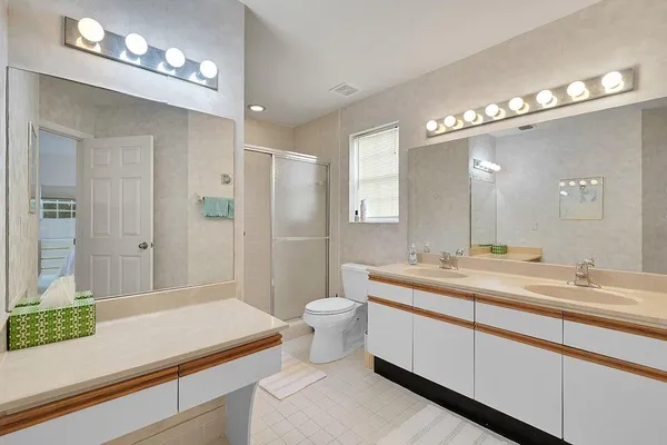 $5,000 | 17270 Boca Club Boulevard, Unit 1702, Boca Raton, FL 33487