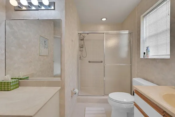 $5,000 | 17270 Boca Club Boulevard, Unit 1702, Boca Raton, FL 33487