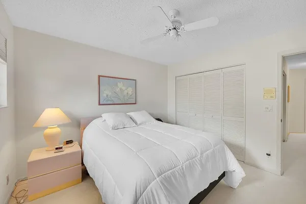 $5,000 | 17270 Boca Club Boulevard, Unit 1702, Boca Raton, FL 33487