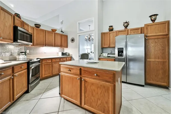 $8,500 | 6545 Chestnut Circle, Naples, FL 34109