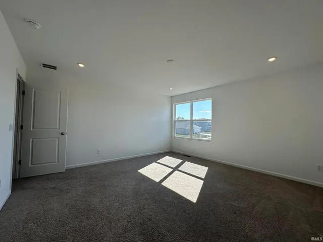 $315,900 | 4701 Heathermoor Lane, New Haven, IN 46774