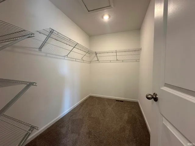 $315,900 | 4701 Heathermoor Lane, New Haven, IN 46774