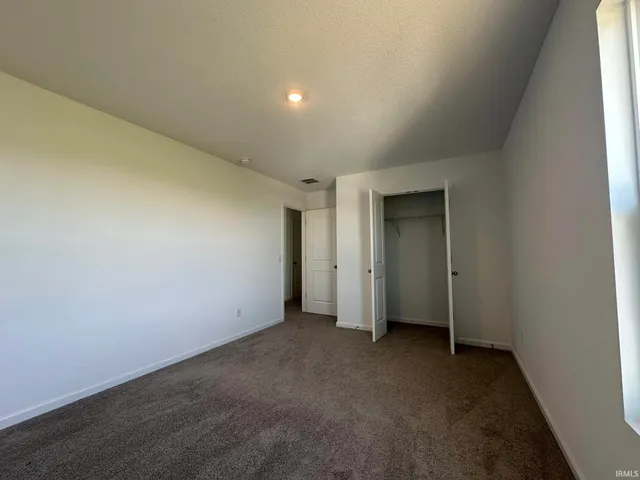 $315,900 | 4701 Heathermoor Lane, New Haven, IN 46774