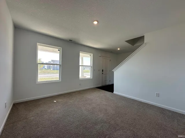 $315,900 | 4701 Heathermoor Lane, New Haven, IN 46774