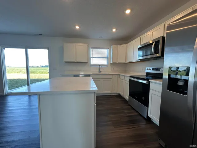 $315,900 | 4701 Heathermoor Lane, New Haven, IN 46774