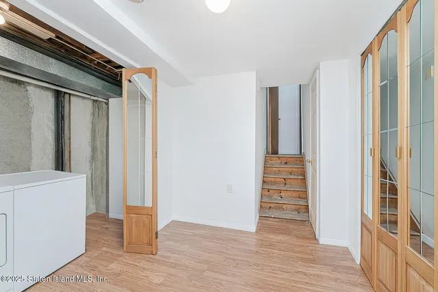 $699,000 | 318 Travis Avenue | New Springville